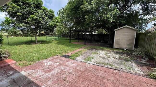Building Photo - 5042 NW 195th Terrace