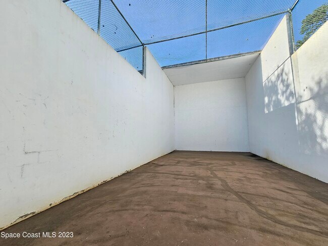 Building Photo - 8779 Cocoa Ct