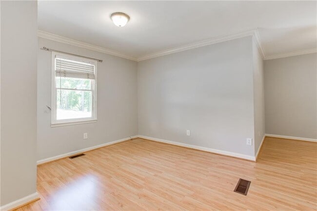 Building Photo - 1752 Beacon Hill Blvd NE