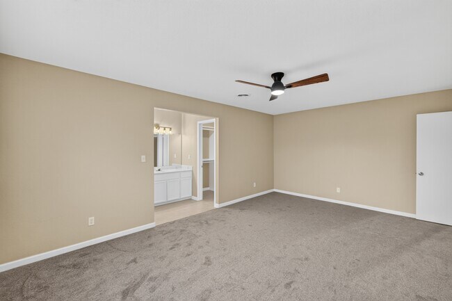 Building Photo - 11301 Gene Sarazen Dr