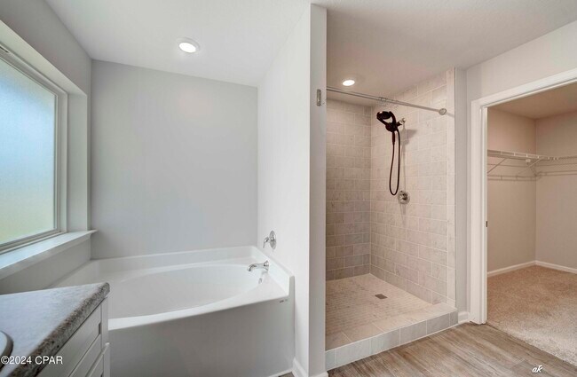 Building Photo - 7177 Ellie B Dr