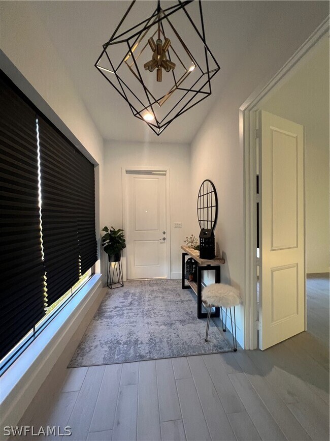 Building Photo - 5054 Panella Ave