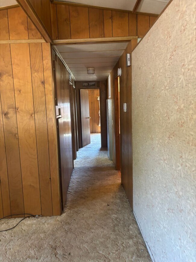 Building Photo - Great Single level Home!