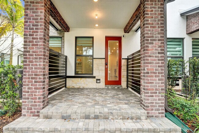 Building Photo - 8355 NW 7th Pl