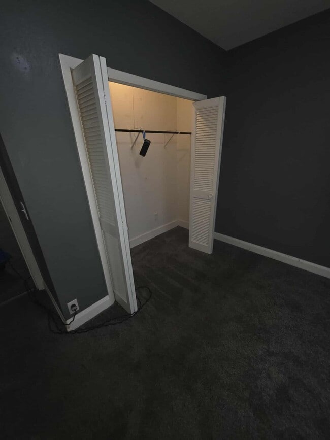 Building Photo - 3917 Homewood Ave