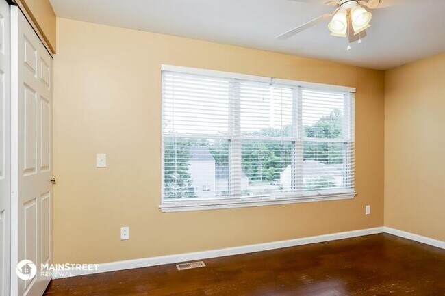 Building Photo - 5 Coachman Ct, O'Fallon, MO 63368