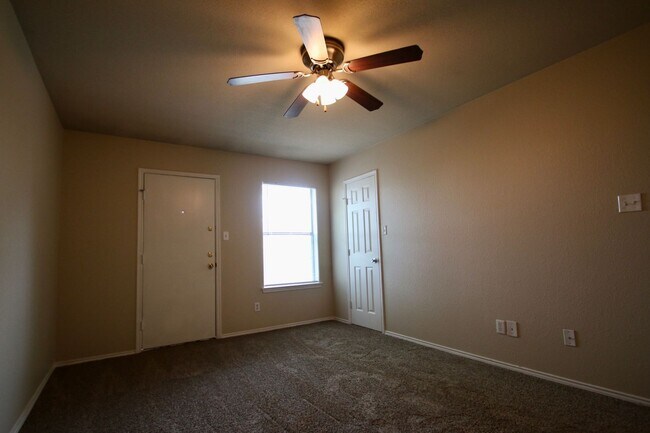 Building Photo - 8028-8030 Tanner