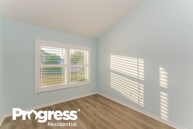 Building Photo - 3021 Barbados Ave