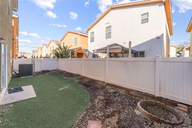 Building Photo - 5164 Bellaria Pl