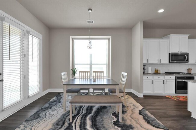 Building Photo - 17052 Easter Lily Dr