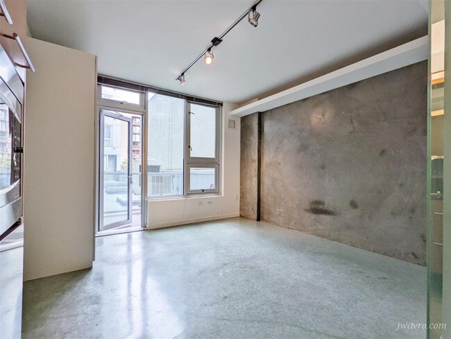 Building Photo - 766 Harrison St