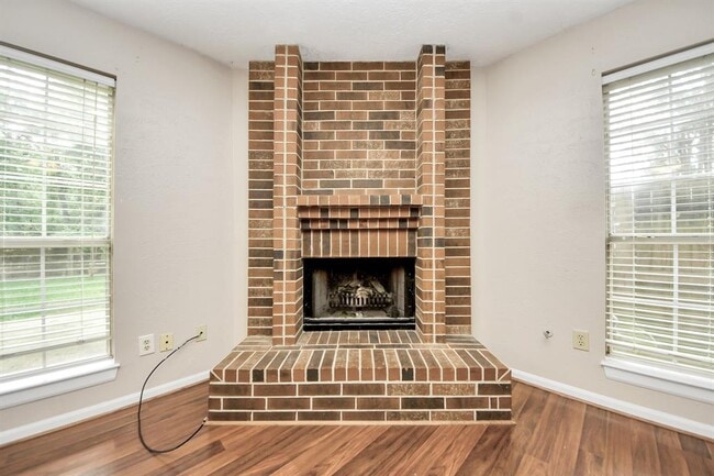 Building Photo - 4907 Echo Falls Dr