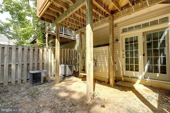 Building Photo - 13011 Cordelia Ct
