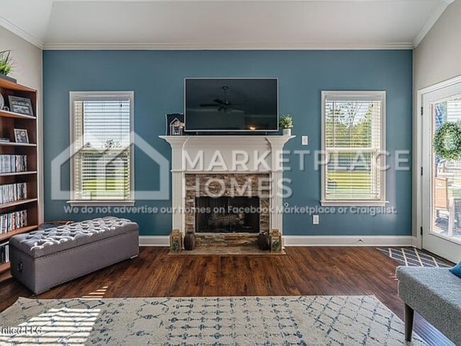 Building Photo - 8295 Blue Ridge Dr