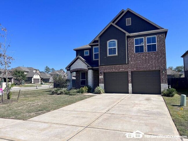 Building Photo - Welcome Home!