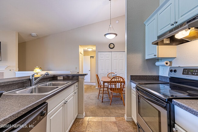 Building Photo - 1717 COUNTY ROAD 220