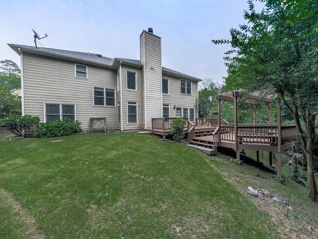 Building Photo - 408 Sixes Dr