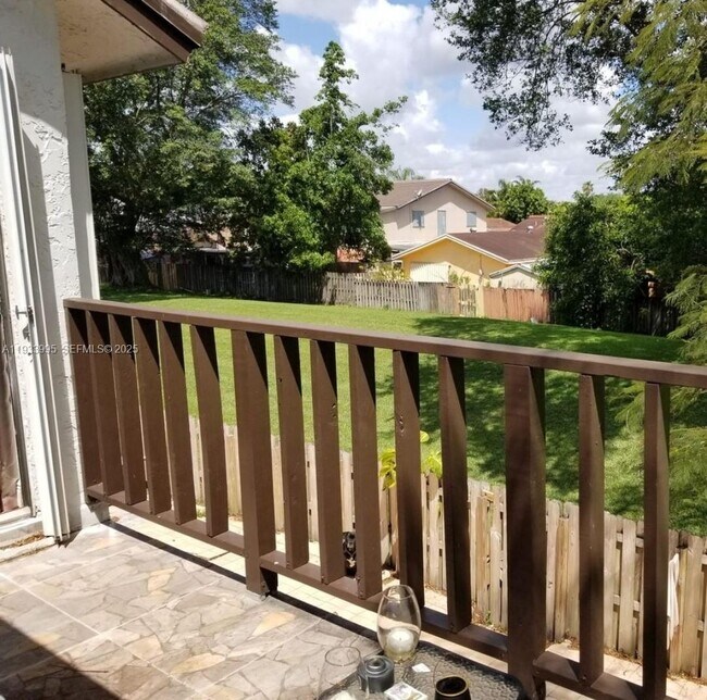 Building Photo - 9535 SW 148th Ave Cir E