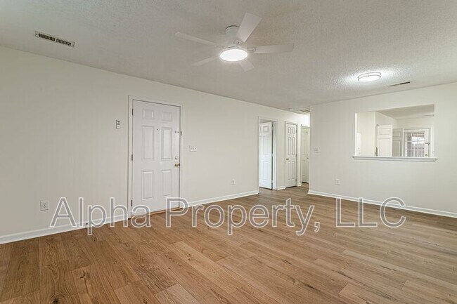 Building Photo - 107 Hammett Grove Ln