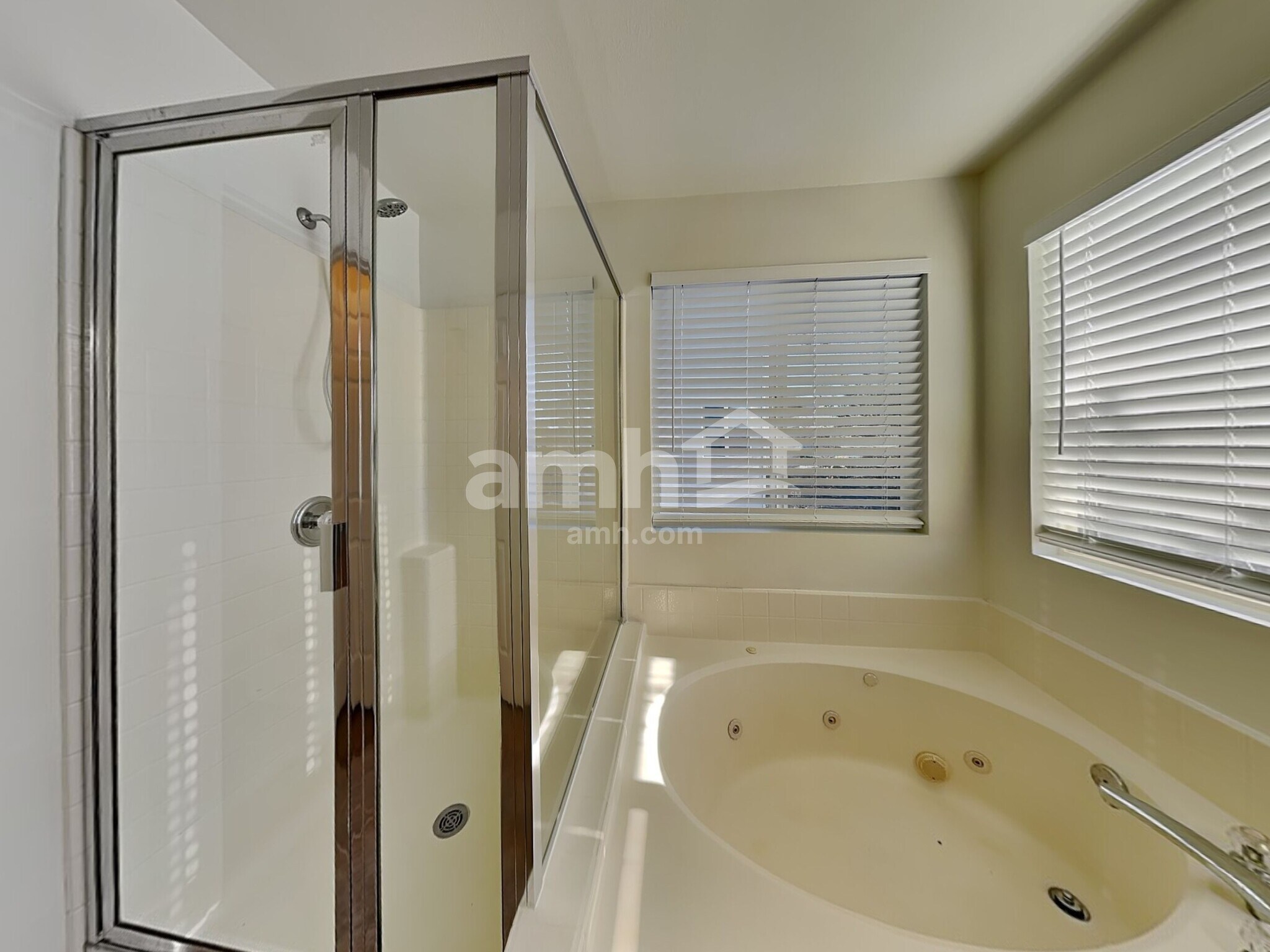 Building Photo - 6828 Denby Dale Rd