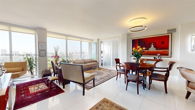 Building Photo - 3625 N Country Club Dr