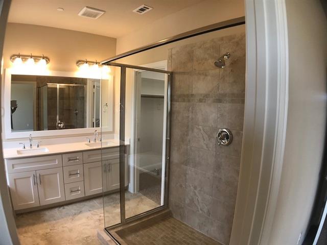 Building Photo - 6156 Rilla St