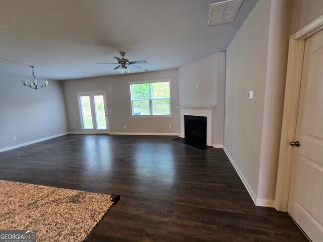 Building Photo - 121 Valimar Dr