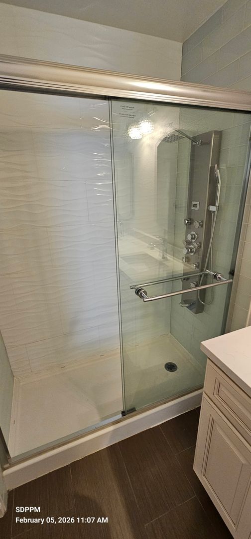 Building Photo - NORTH MIRA MESA / SAN DIEGO - Nice Renovated 4 Bedroom / 2.5 Bath House.  AVAILABLE 02/16/2026