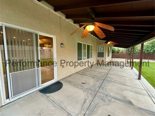 Building Photo - Stunning 4 Bed/3 Bath SW Bakersfield Home w/ Solar, RBP & $0 Deposit Option