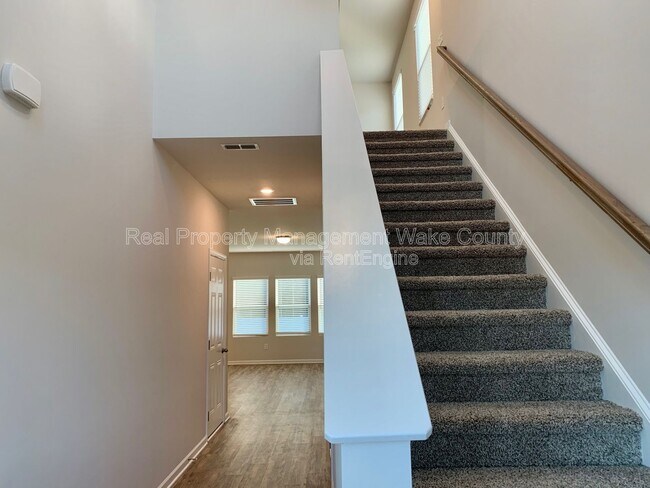 Building Photo - 3116 Lake Barkley Way