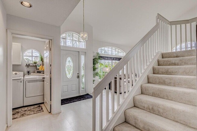 Building Photo - 18174 SE Fairview Cir