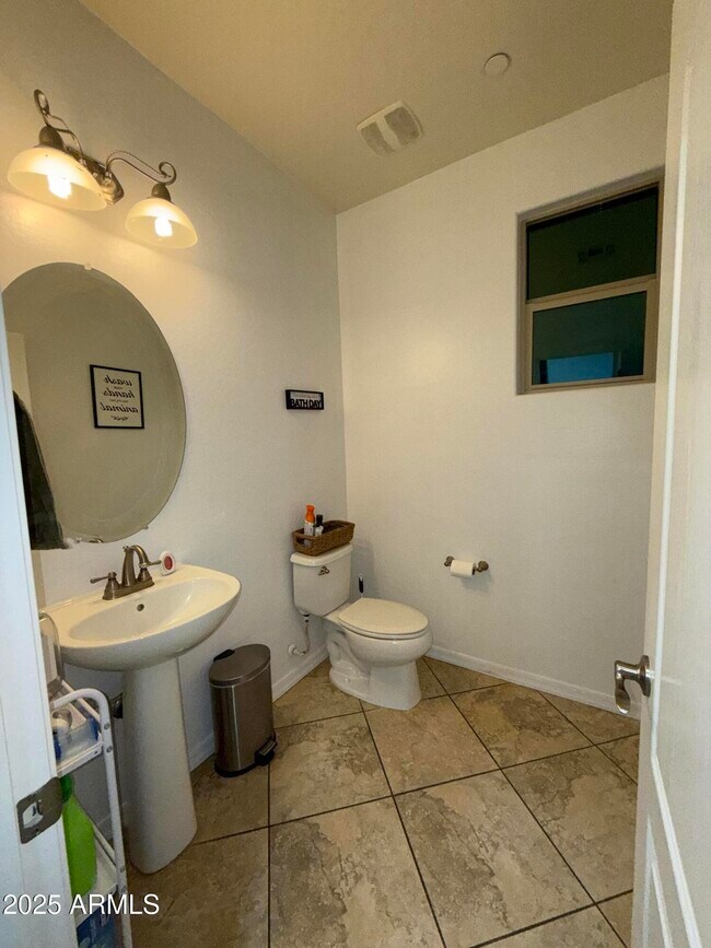 Building Photo - 9242 W Meadow Dr