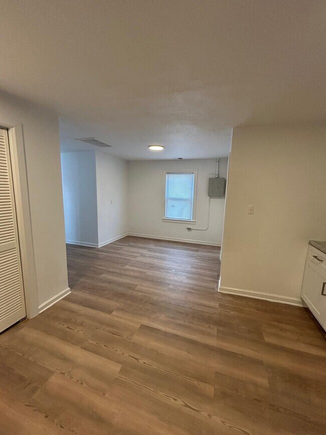 Building Photo - 2916 Portland Ave