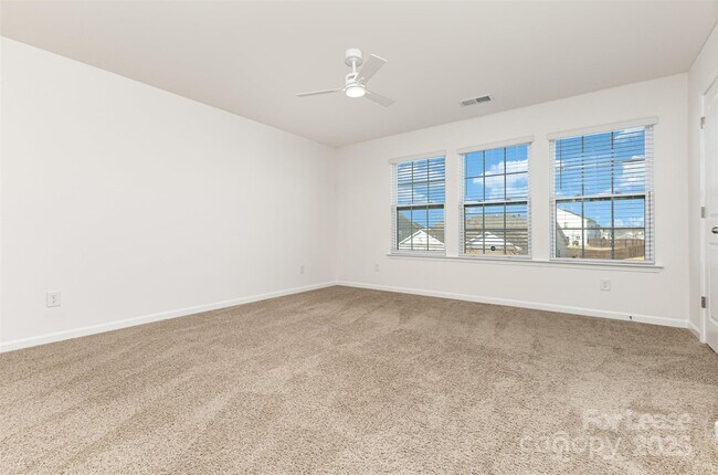 Building Photo - 7619 Nolen Farm Dr