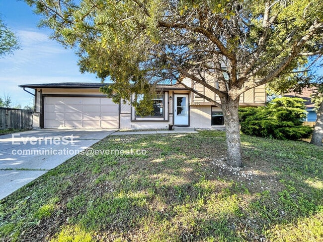 Building Photo - 3645 Queensland Pl