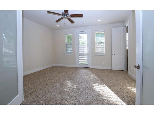 Building Photo - 1203 Cedarpost Tree Springs Pl
