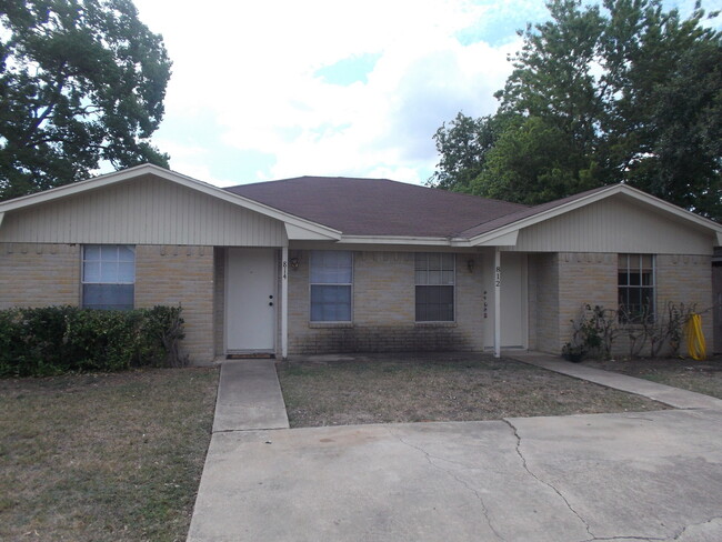 Primary Photo - College Station - 2 bedroom / 1 bath Duple...