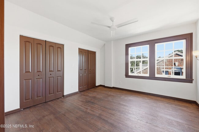 Building Photo - 2979 St Johns Ave