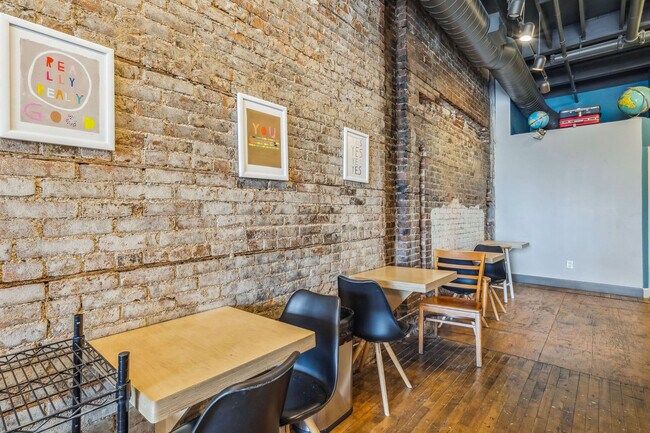 Building Photo - 2078 W 25th St