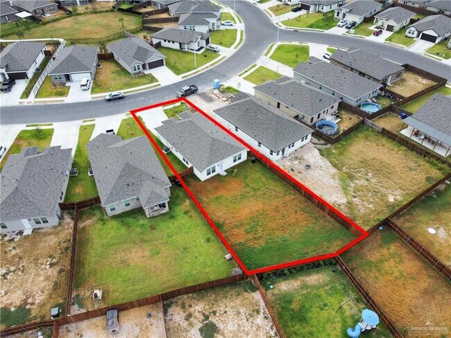 Building Photo - 8313 N 34th Ln