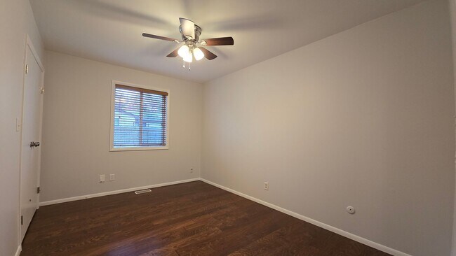 Building Photo - Renovated 3 Bed, 2 Bath Home Located in Stratford Park Neighborhood