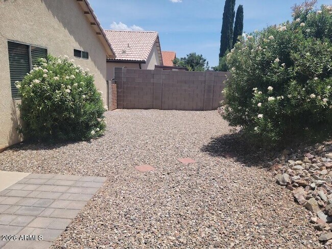 Building Photo - 4482 Calle Vista