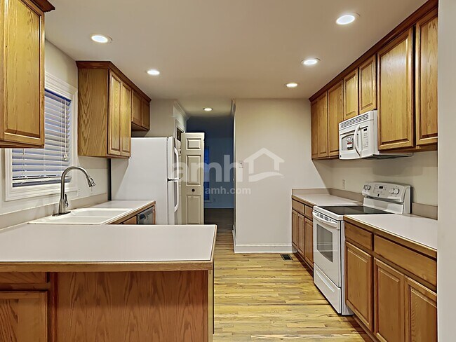 Building Photo - 1506 Bunbury Dr