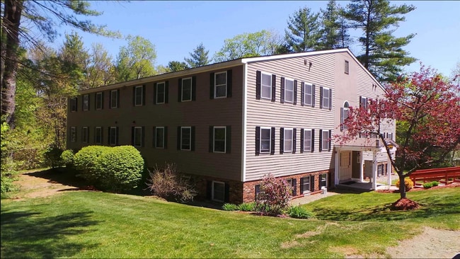 Primary Photo - 647 Bugbee St