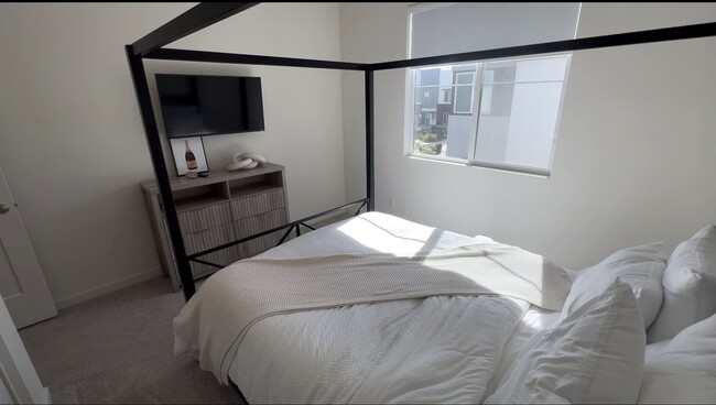 Building Photo - 3720 S Allston Paseo