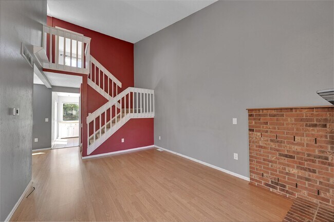 Building Photo - $2,695 - 3 Bed,  2.5 Bath Townhome in Arva...