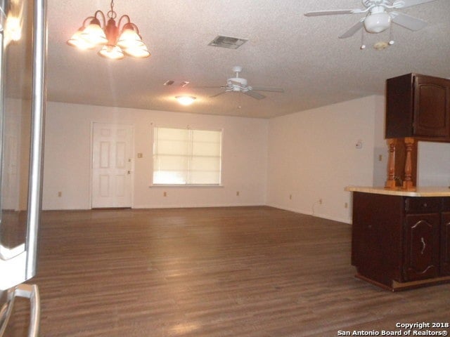 Building Photo - 2834 Candlelight Dr