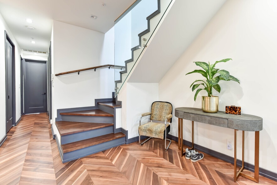 Building Photo - 1349 Randolph St NW