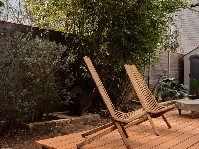 Building Photo - 910 Gullett St