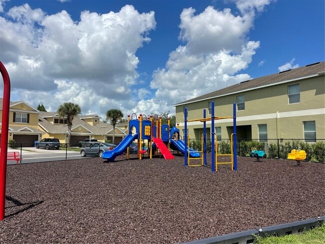 Building Photo - 20438 Needletree Dr